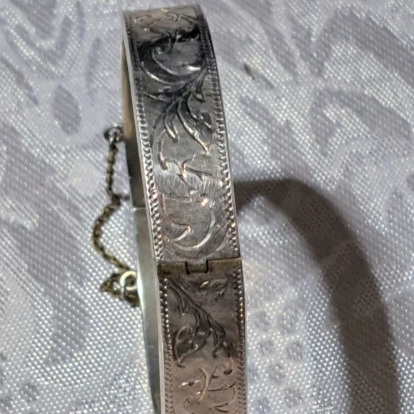 Siam Silver | Jewelry | Vintagesiam Silver Etched Hinged Bangle With ...